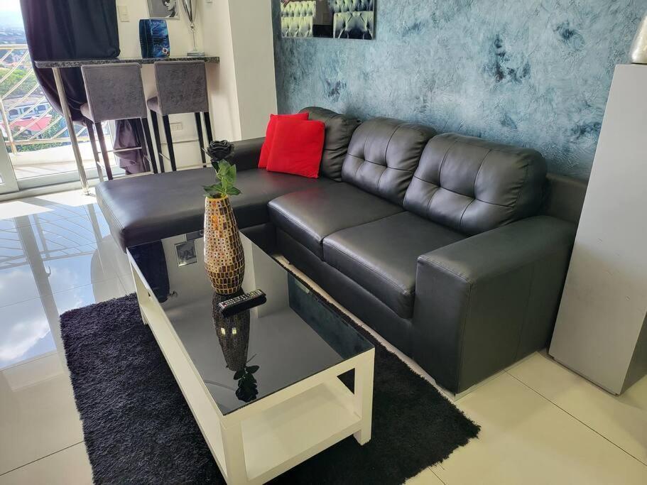 Kandi Tower 3, Premium 1Br With 2Cr & 2 Balcony. Angeles Ngoại thất bức ảnh